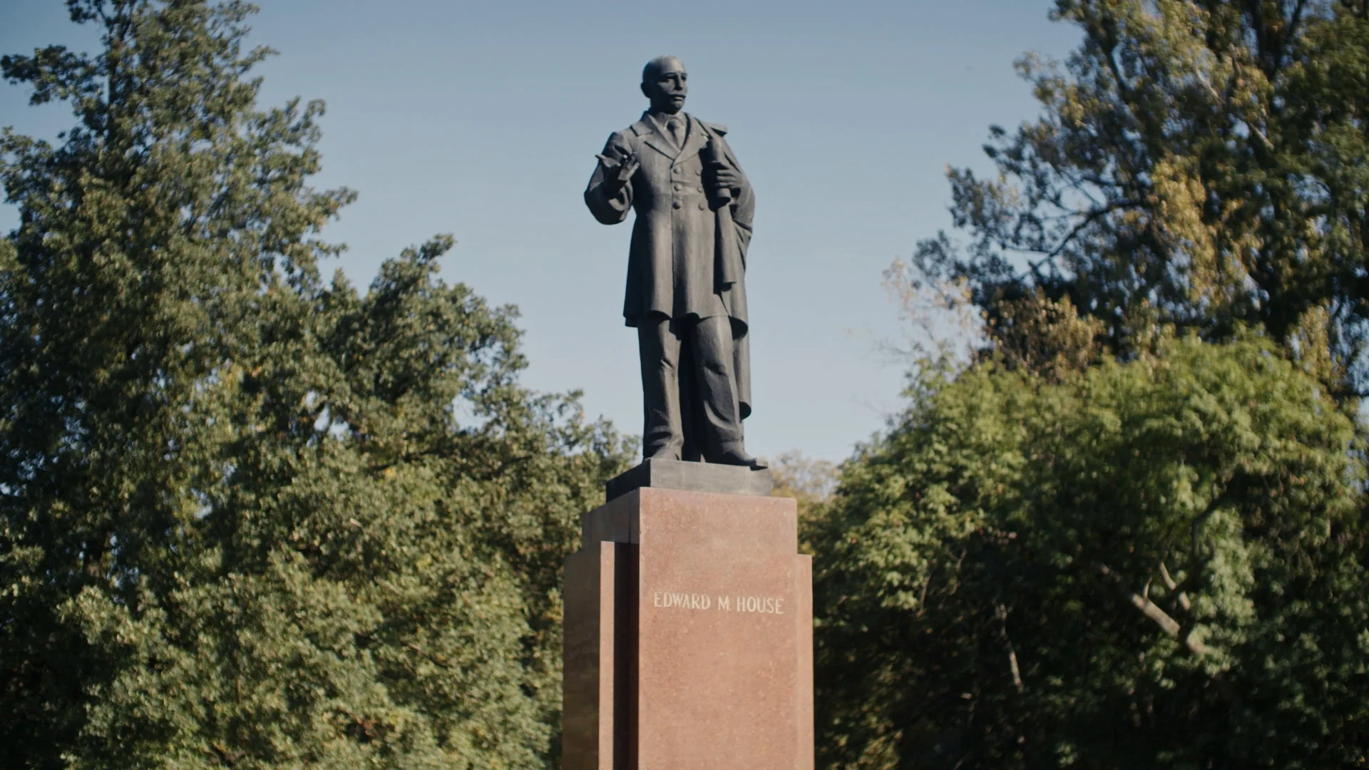 Pomnik House'a w Parku Skaryszewskim w Warszawie