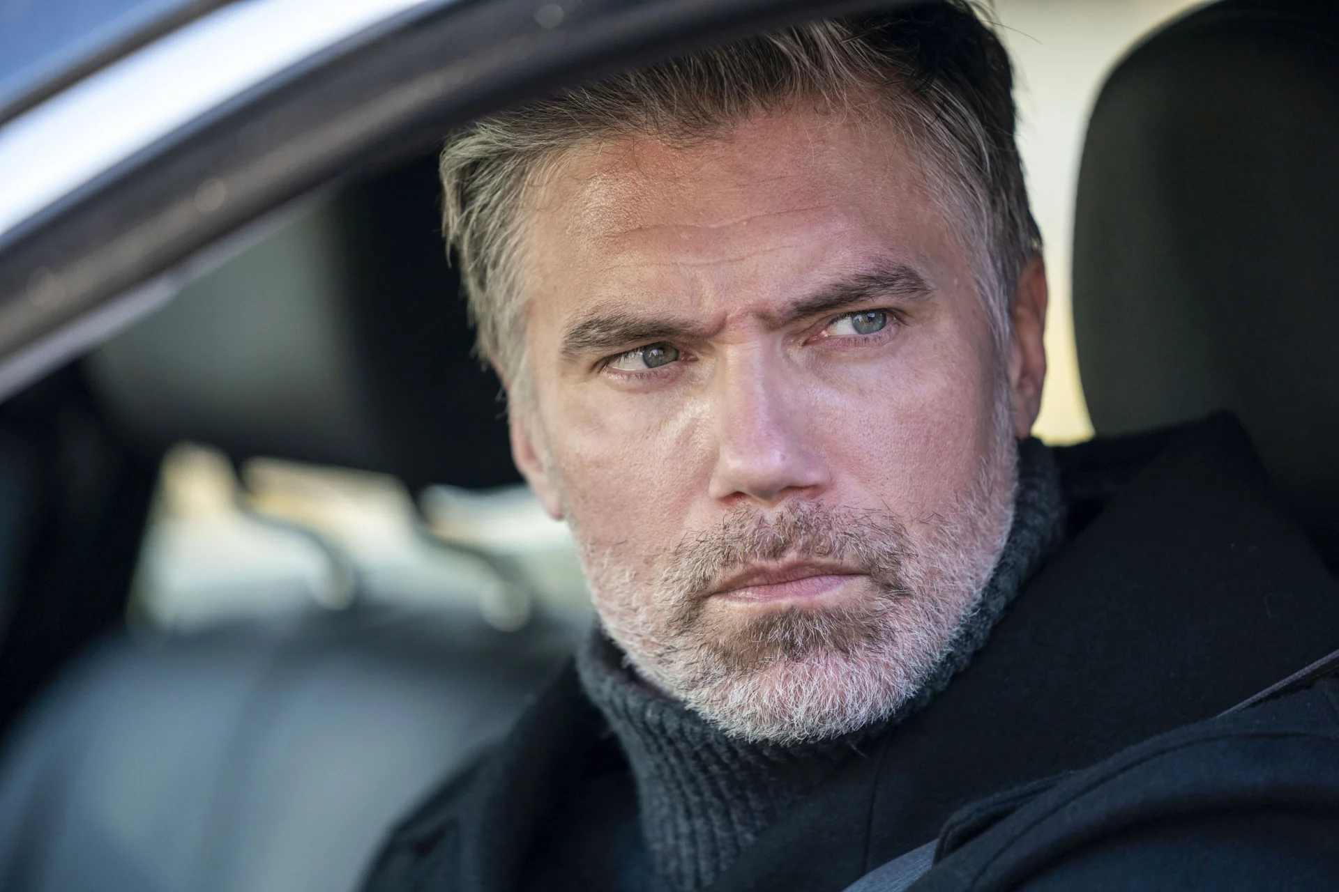 Anson Mount jako Wirtuoz.