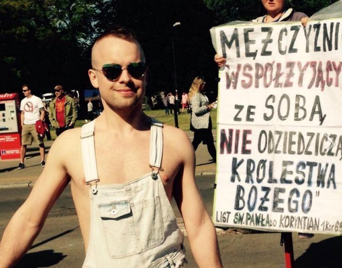 Krzysztof Pacewicz stawia tezę, że patriotyczne wzloty części polskich mężczyzn to efekt ich frustracji seksualnej.