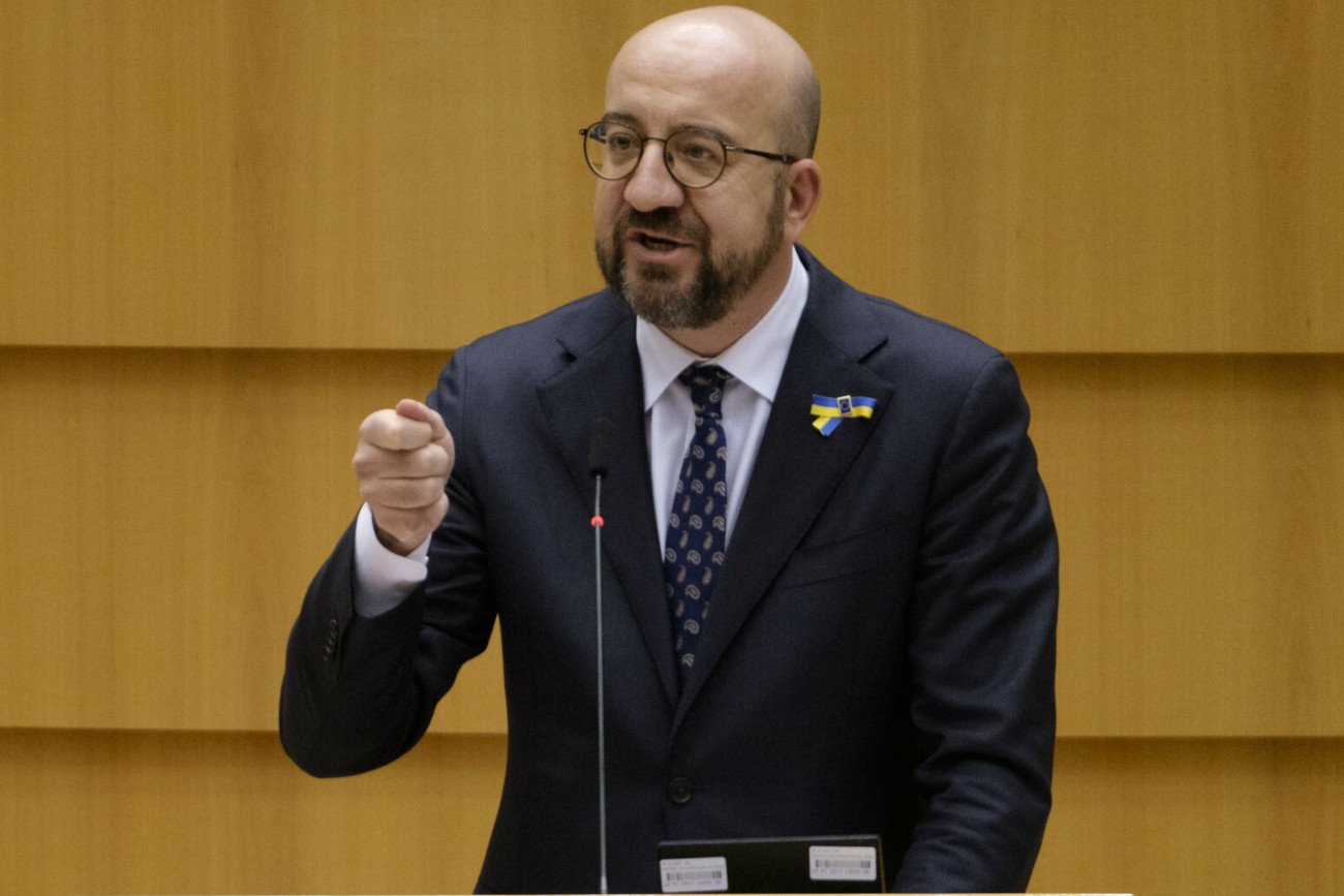 Charles Michel odniósł się do propozycji Jarosława Kaczyńskiego, który wyszedł z inicjatywą stworzenia "wojskowej misji stabilizacyjnej NATO".