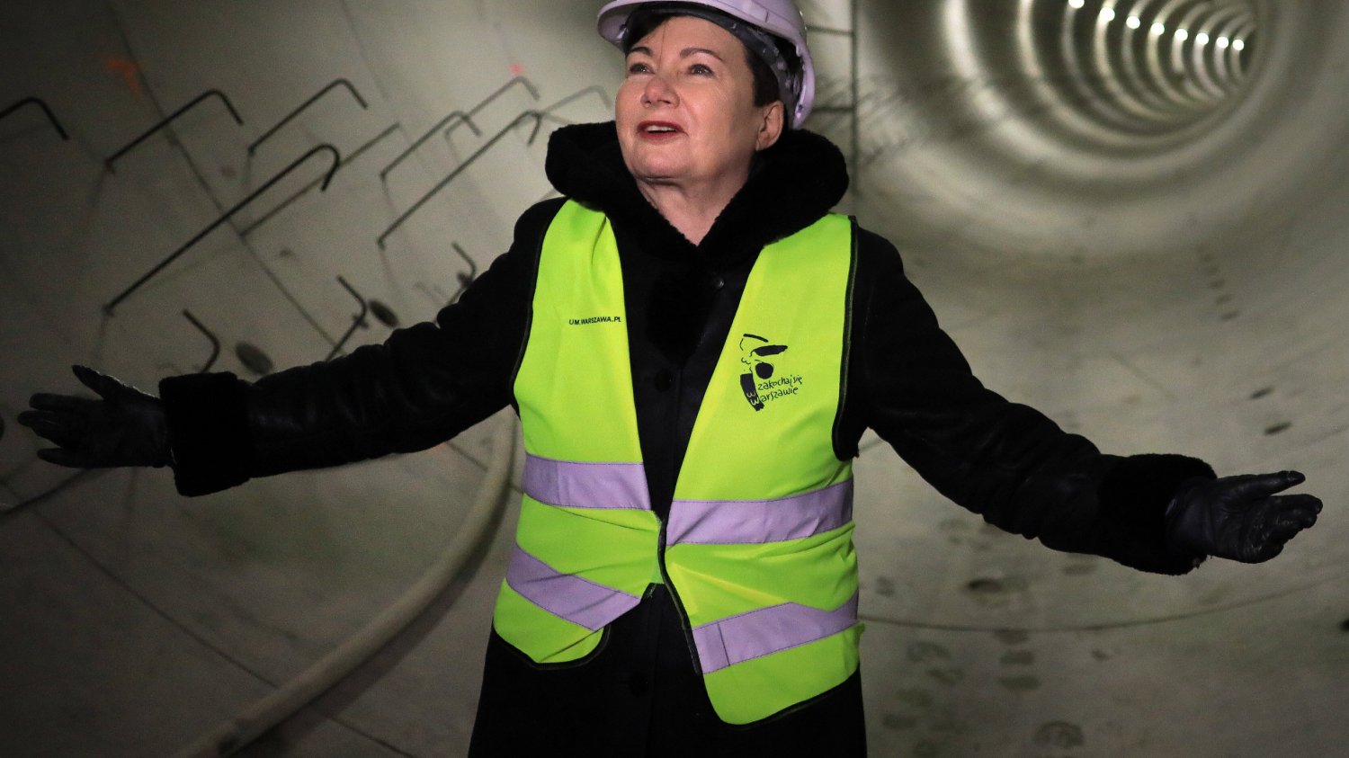 Hanna Gronkiewicz-Waltz wydała zgodę na budowę ogrodzenia wokół Sejmu.