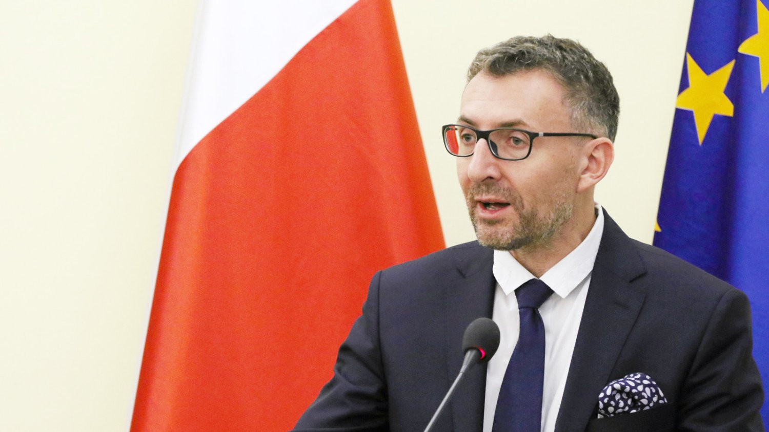 Zdaniem prof. Marka Chmaja, prezydent Andrzej Duda nie sprawdził się w roli strażnika konstytucji. Mają to potwierdzać jego projekty nowych ustaw o Sądzie Najwyższym i KRS.