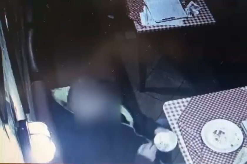 Pizzeria "Big Adriano" nabija się z klienta, a internauci jej przyklaskują.