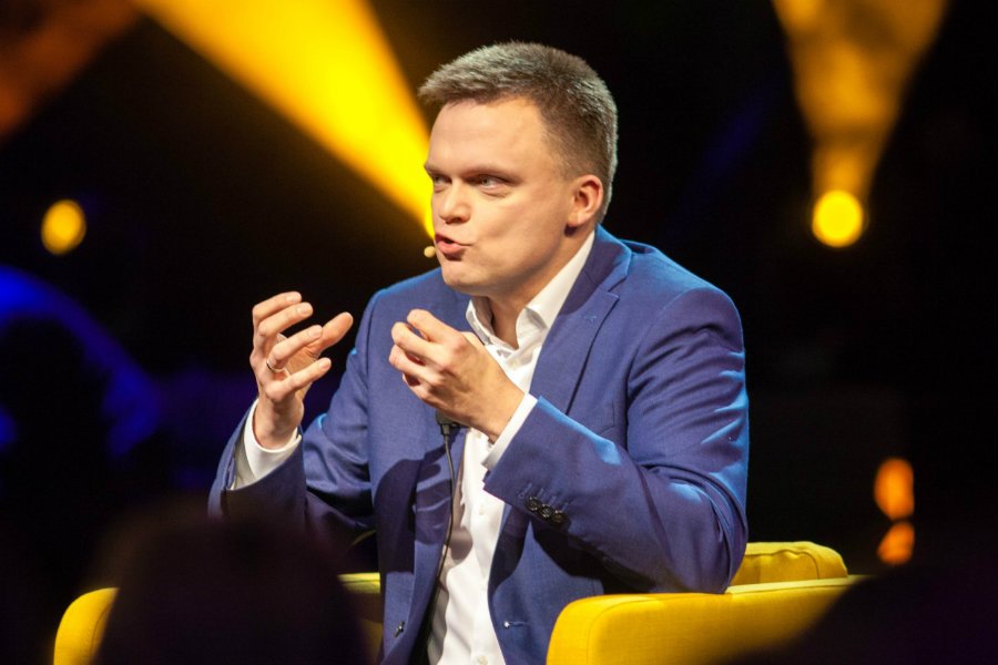 Szymon Hołownia uzyskał w najnowszym sondażu prezydenckim aż 16 proc. poparcia. Dziennikarz znalazł się tuż za Małgorzatą Kidawą-Błońską.