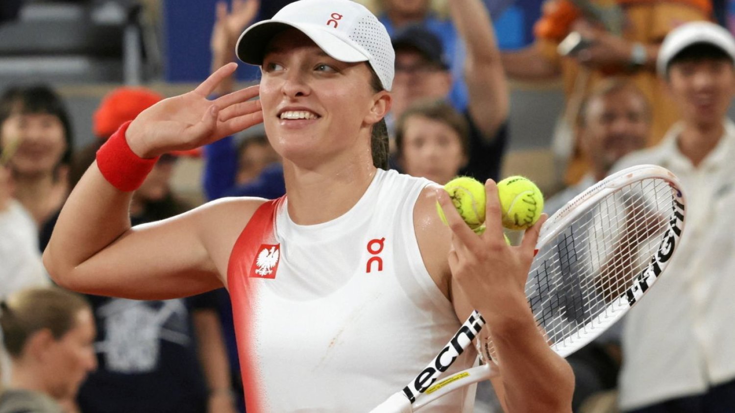 Iga Świątek wygrała Wimbledon. Media: "zdominowała kort od pierwszej piłki".