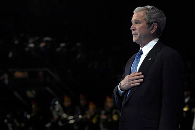George W. Bush przeszedł zabieg udrożnienia tętnicy