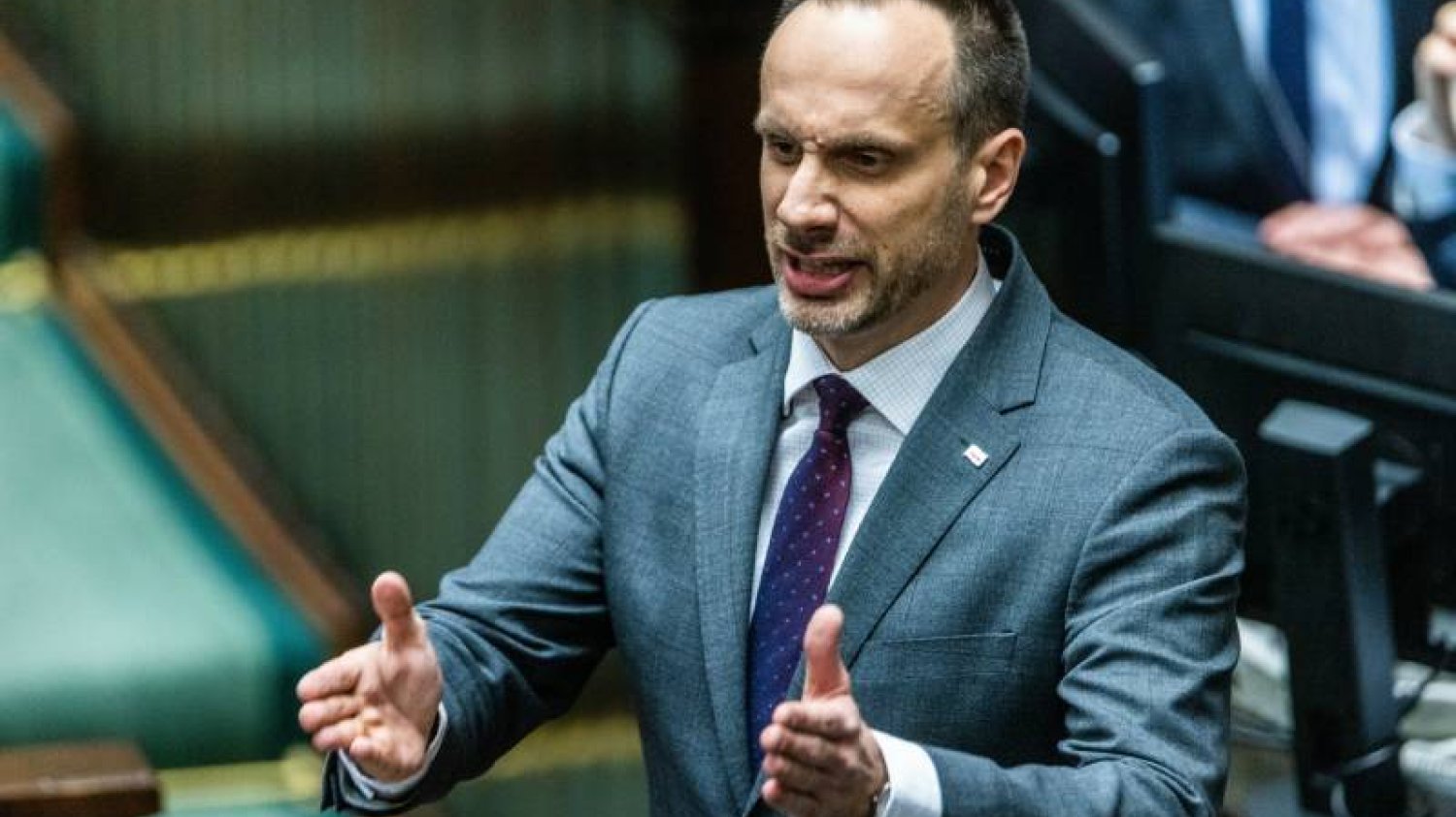 Janusz Kowalski zapowiedział, że zbiera podpisy pod projektem, który ma bronić chrześcijan oraz ich symboli religijnych