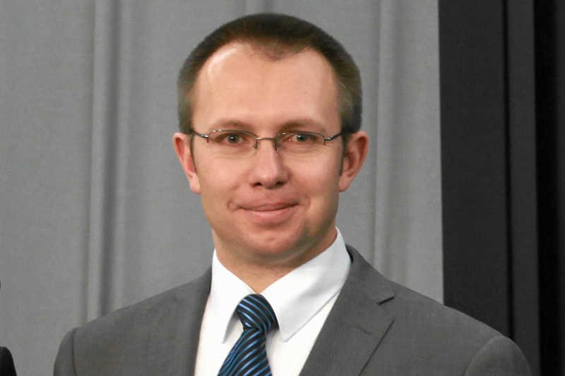 Za hotel, w którym poseł Piotr Szeliga miał się spotkać z prostytutką zapłacili podatnicy.