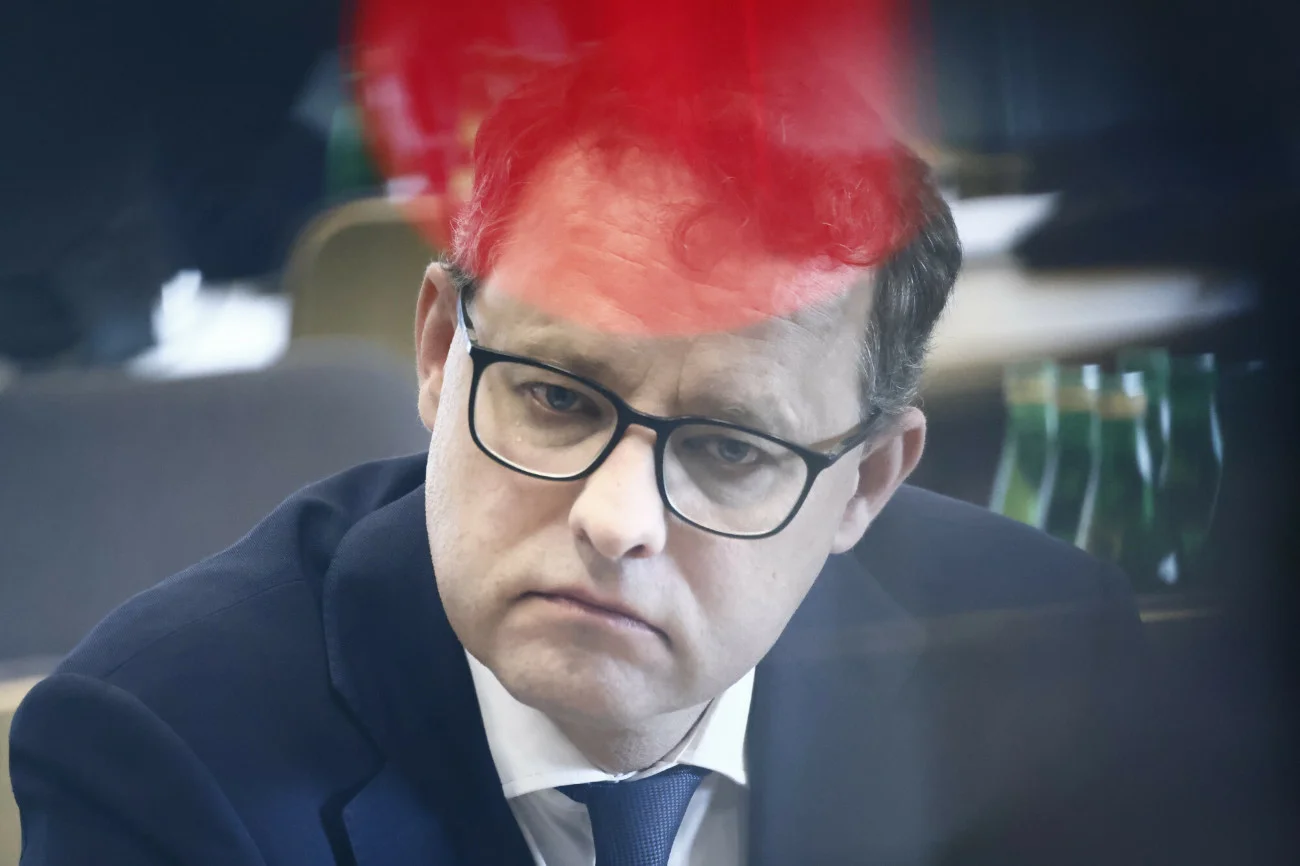 Nie żyje ojciec Romanowskiego. Pojawiają się pytania, czy poseł PiS przyleci z Węgier na pogrzeb Romuald Romanowski nie żyje. Poseł PiS przyleci z Węgier na pogrzeb ojca?
