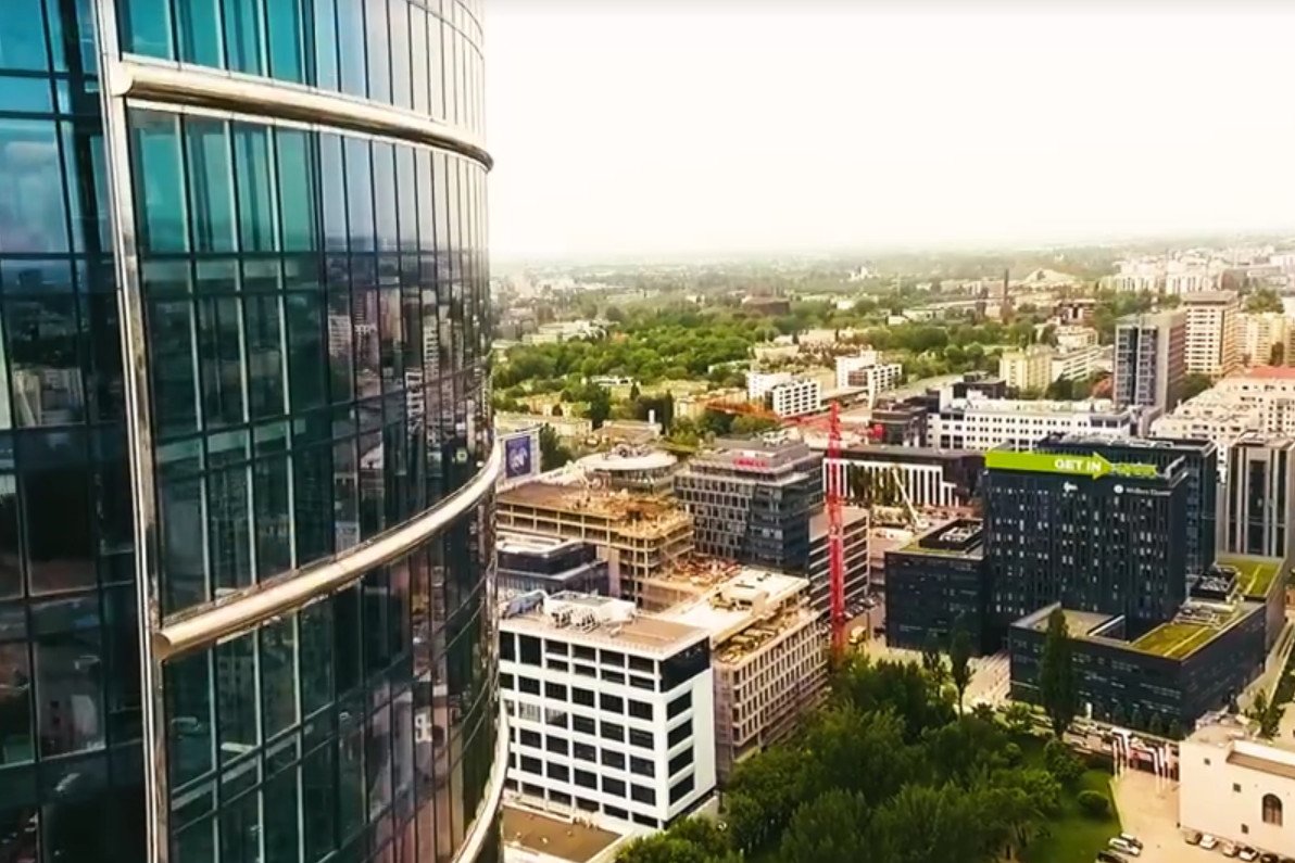 Tak wygląda z góry warszawski Isengard.