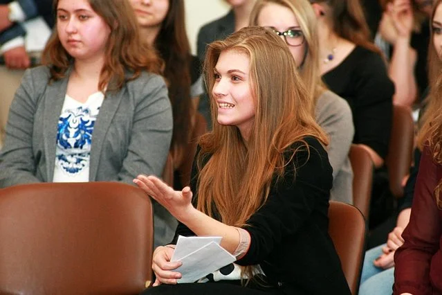 Atak Marysi Sokołowskiej na premiera Donalda Tuska sprzed kilku lat był znakiem zmiany sympatii politycznych wśród najmłodszych Polaków.