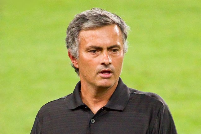 Jose Mourinho powiedział dziennikarzom, że odrzuciłby ofertę pracy dla Manchesteru United
