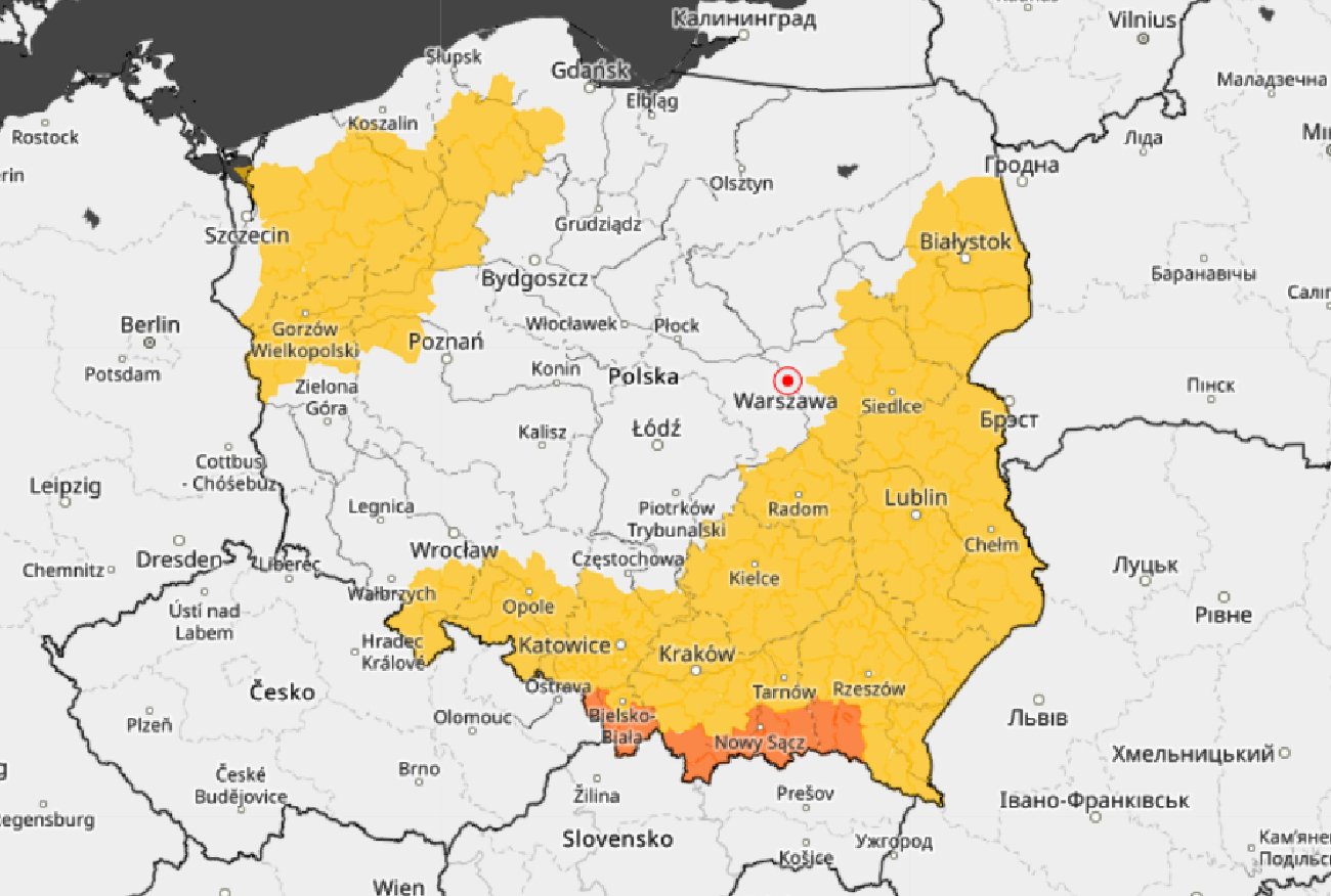 Pogoda. IMGW wydało alerty. Nadciągają burze, deszcze, a nawet przymrozki.
