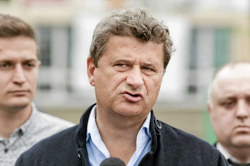 Janusz Palikot przypomina wyborcom dojrzałego orangutana. Po co mu badania fokusowe?