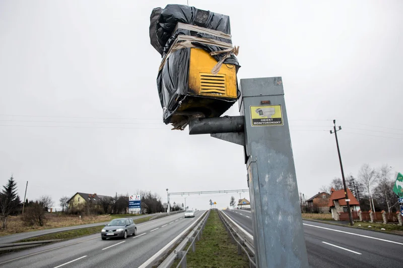 Znów więcej fotoradarów? Prawo i Sprawiedliwość chce powrotu przynajmniej części z nich.