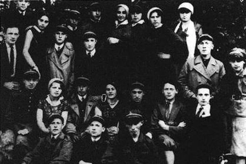 Członkowie bojówki "Betar" w Szydłowcu, ok. 1932 roku.
