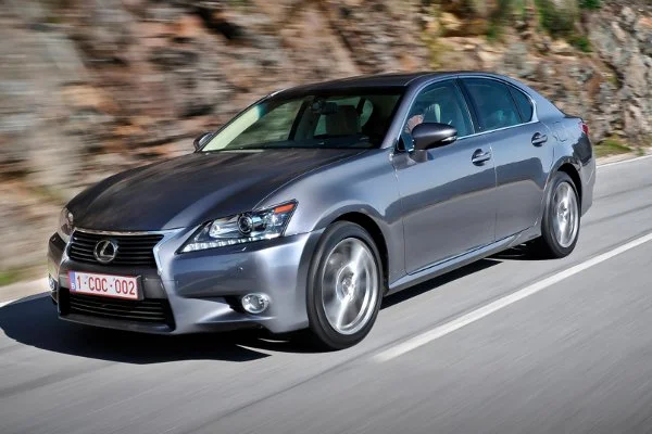 Lexus GS250 - samochód dla prezesa