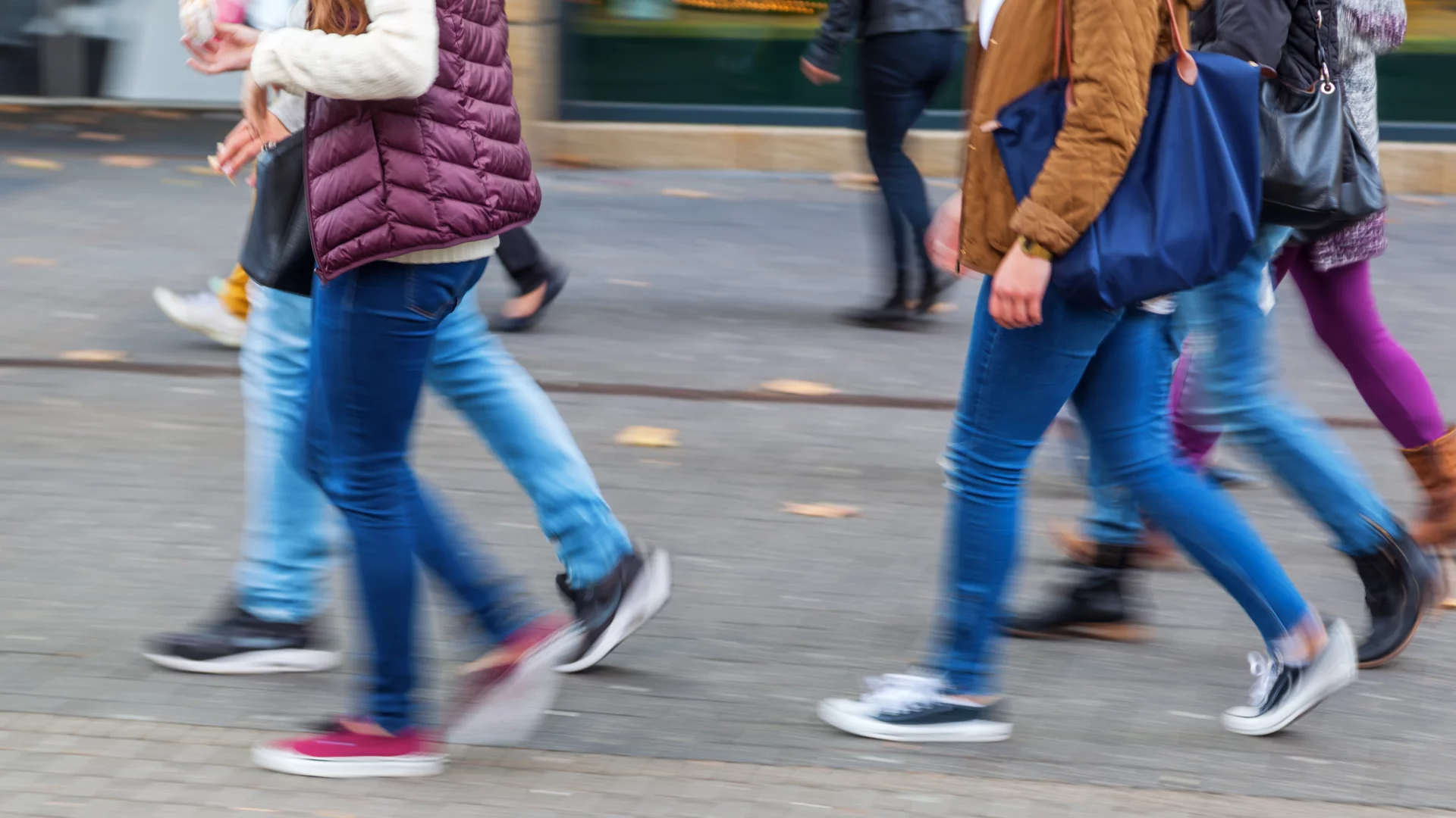 Młodzieżowe Słowo Roku 2025. Co wygrało? Szponcić to Młodzieżowe Słowo Roku 2025. Co to znaczy?