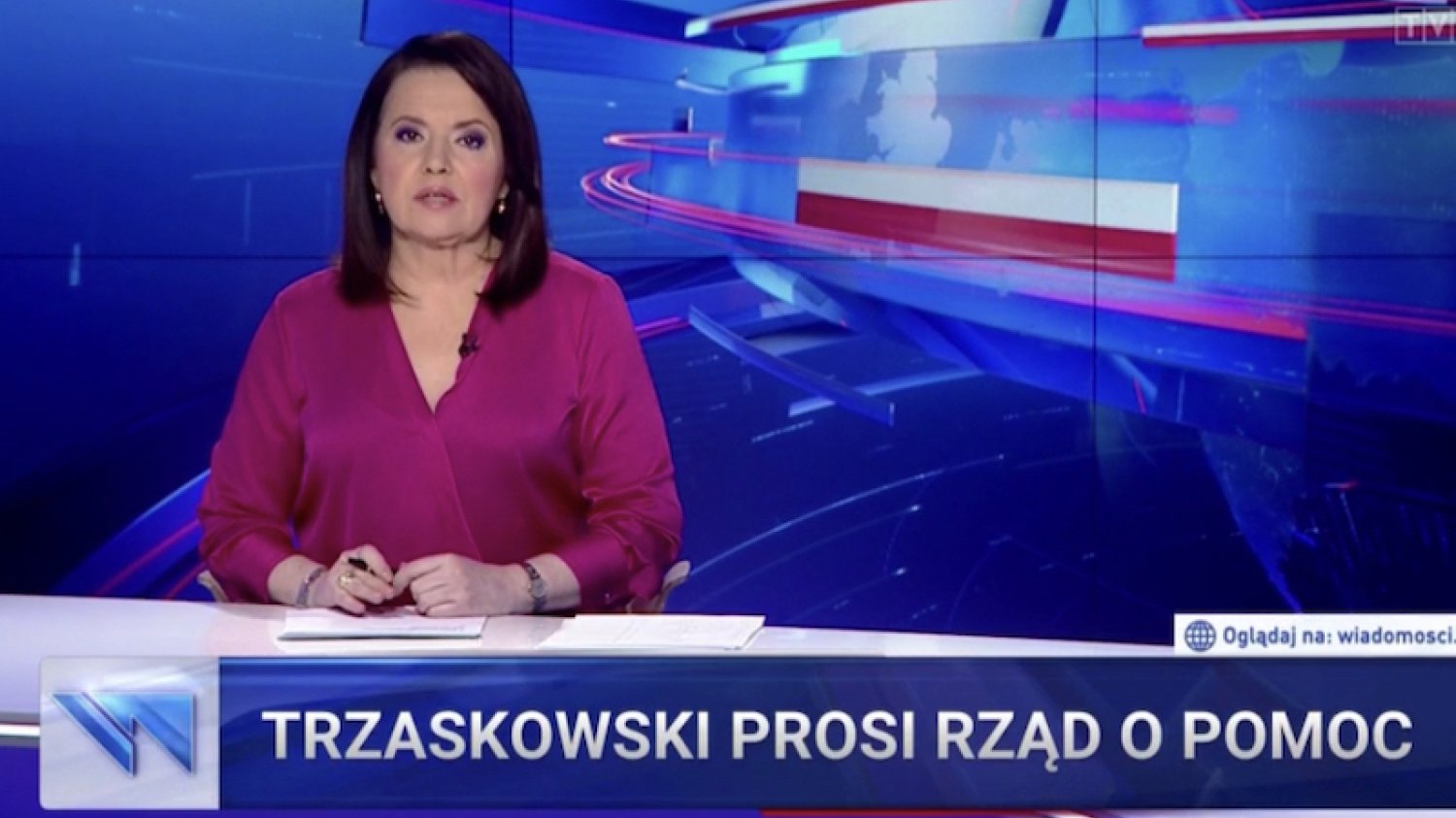 Rafał Trzaskowski, kandydat KO na prezydenta, jest antybohaterem "Wiadomości" TVP. Pod niebiosa wychwalany jest za to popierany przez PiS Andrzej Duda.