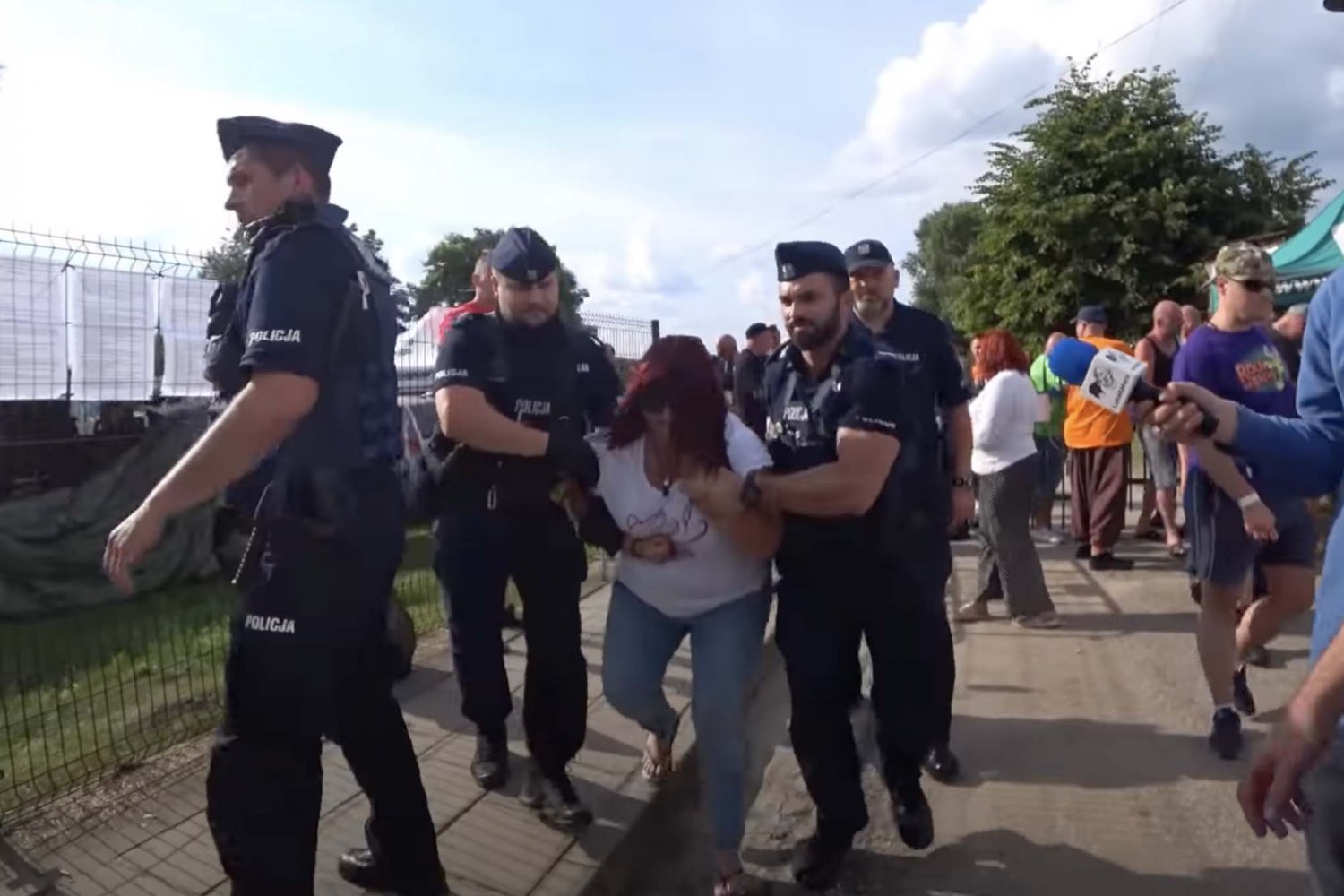 Justyna Socha chciała wejść na festiwal. Została zatrzymana.