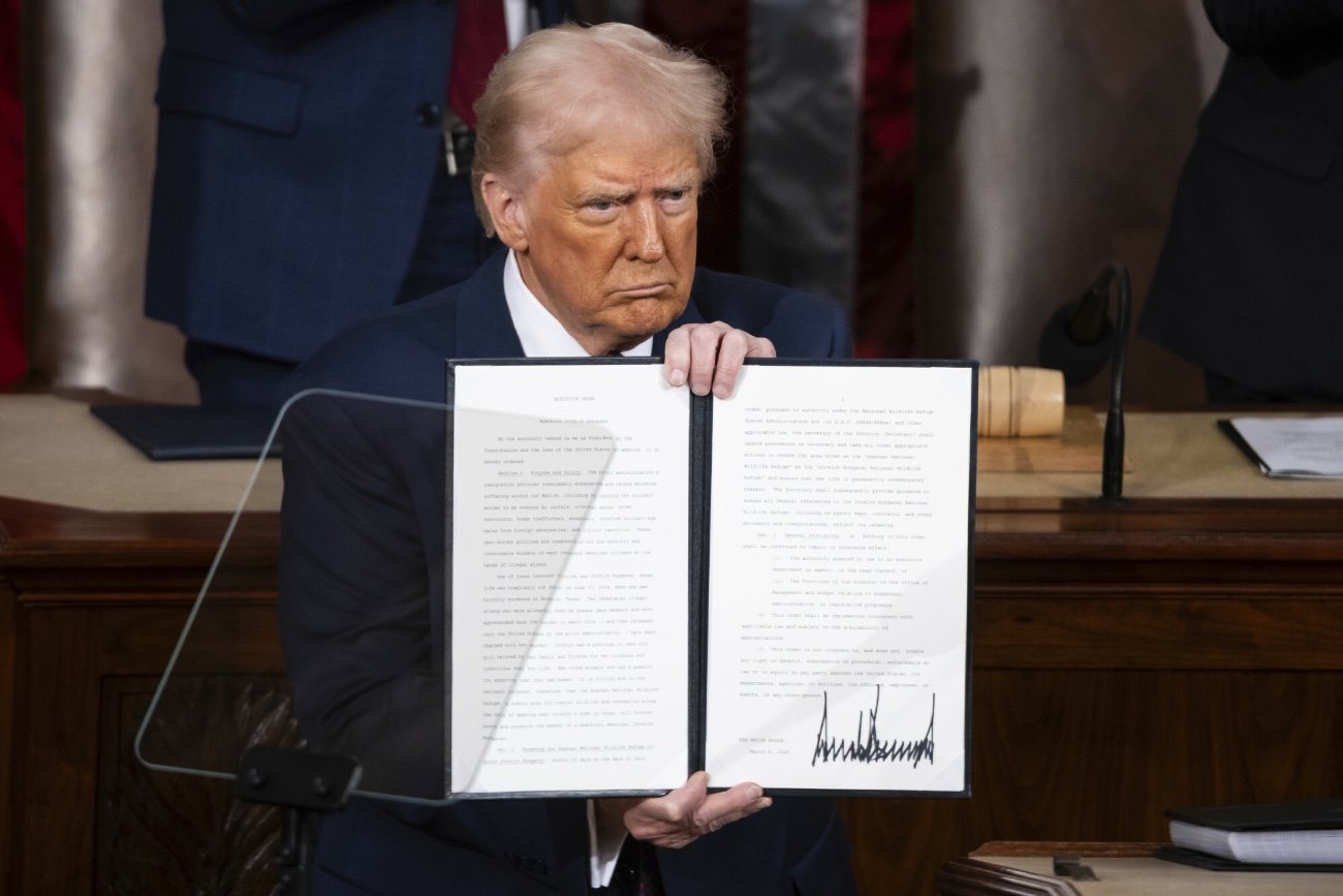 Trump podczas przemowy mówił o otrzymanym liście od Zełenskiego. Nie było żadnego dokumentu.