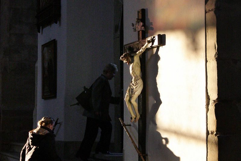 Ofiarowują swoje dziewictwo Jezusowi. Ks. Okroj: Konsekracja to wielka szansa i przyszłość