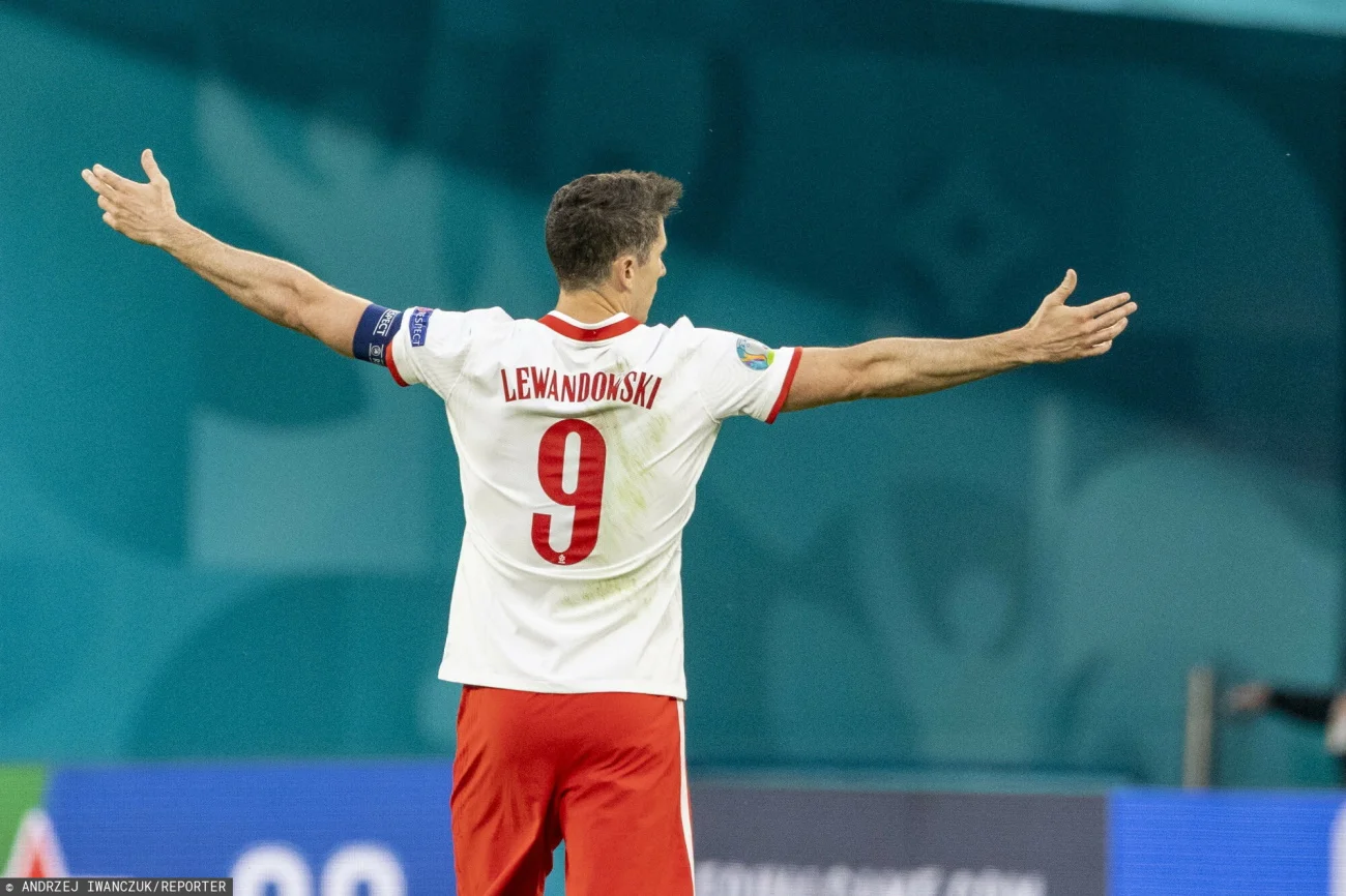 Robert Lewandowski znalazł się pod ostrzałem mediów po porażce ze Słowacją