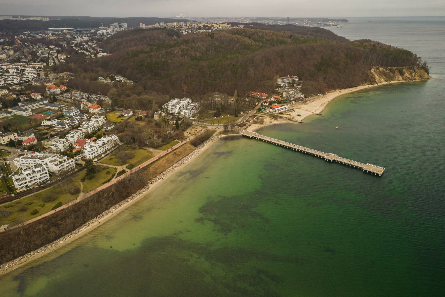 Plaża w Orłowie aktualnie praktycznie nie istnieje.