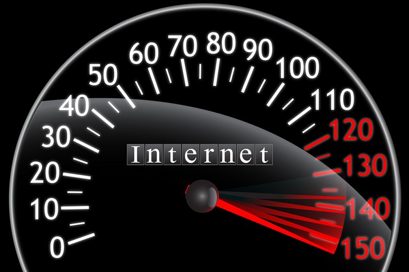 Pobito rekord prędkości przesyłu danych, teraz wynosi 1 petabit na sekundę.