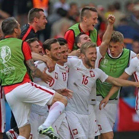 Radość polskiej drużyny po meczu z Ukrainą.