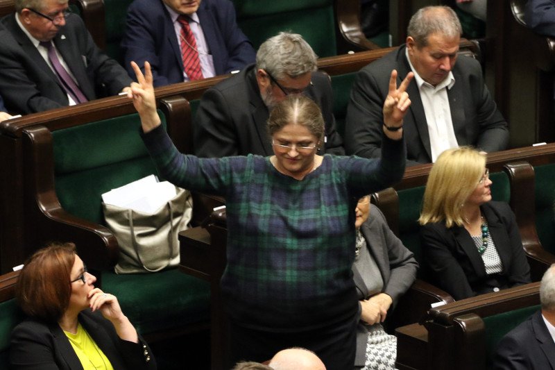 Posłanka Krystyna Pawłowicz nie przejmuje się błędami ortograficznymi.