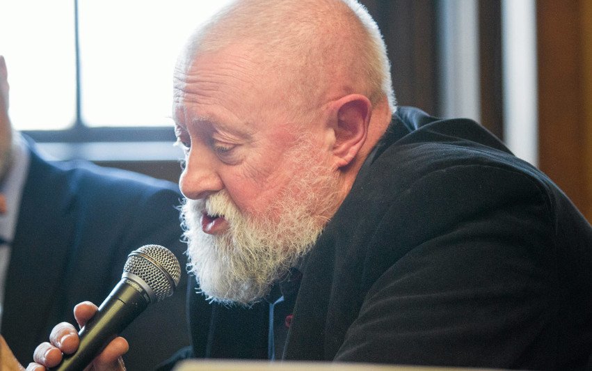 Prof. Jerzy Bralczyk podczas debaty "Polszczyzna ludzi myślących (wciąż jeszcze)".