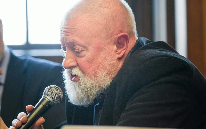 Prof. Jerzy Bralczyk podczas debaty "Polszczyzna ludzi myślących (wciąż jeszcze)".