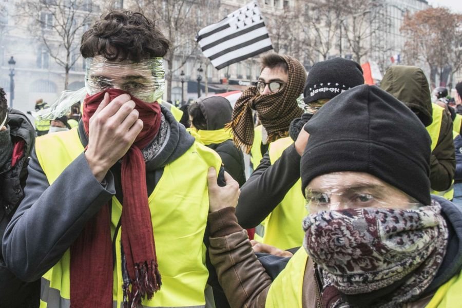 Protesty we Francji mogą być na rękę Kremlowi