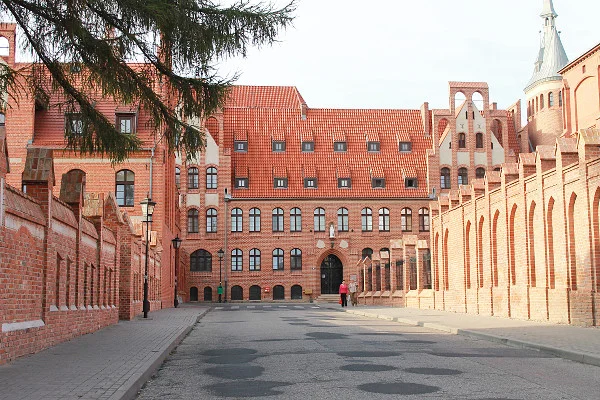 Klasztor Sióstr Miłosierdzia z kościołem św. Jana