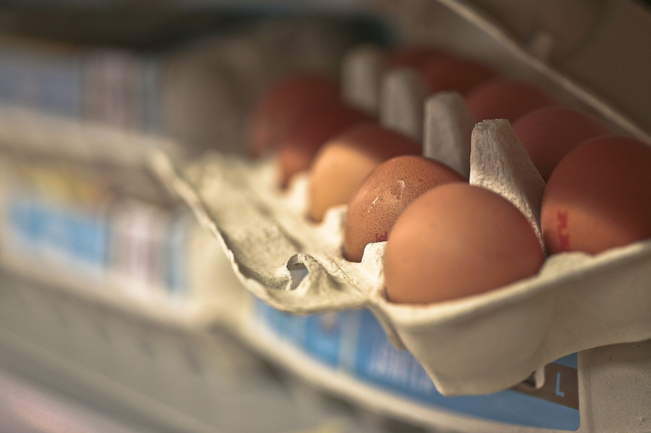 jaja paczkowane na sklepowej półce