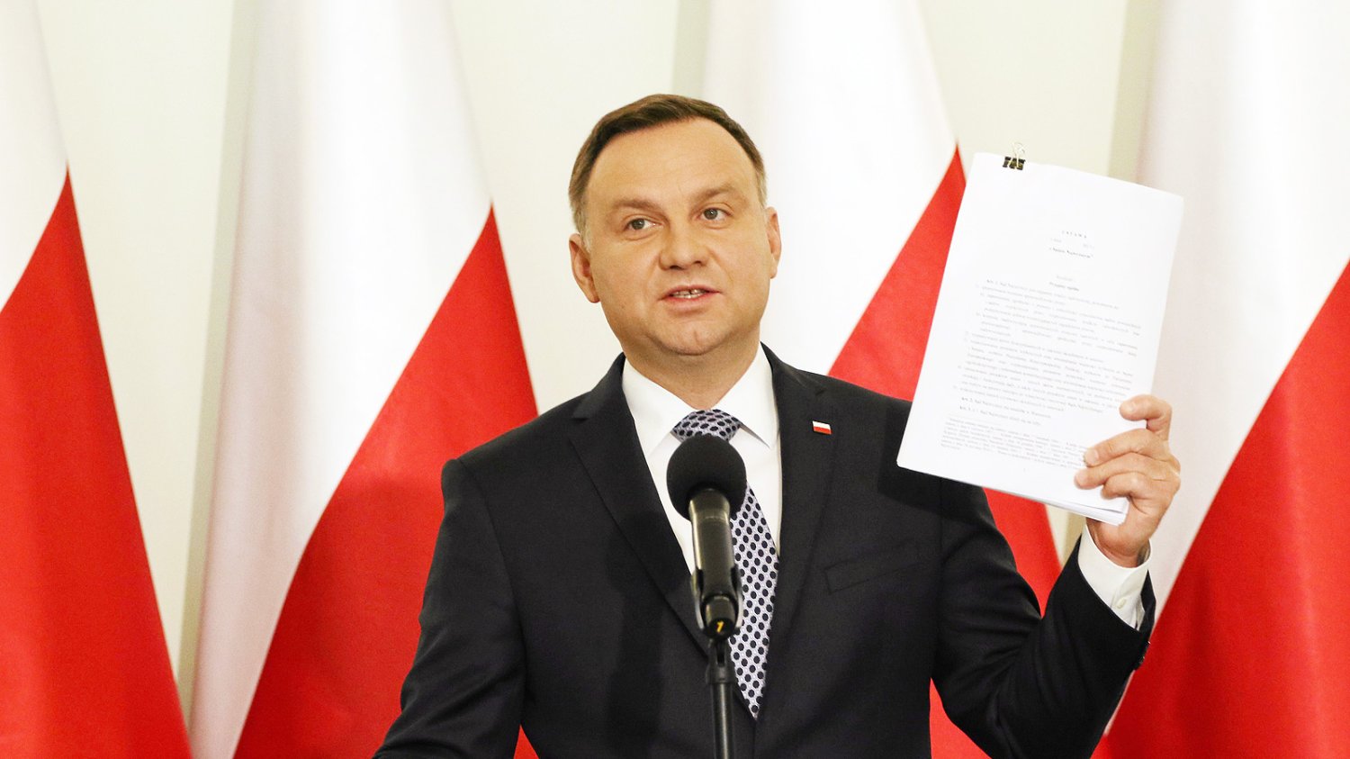 Prezydent przedstawił swoje projekty ustaw o Sądzie Najwyższym i Krajowej Radzie Sądownictwa. Co zaproponował Andrzej Duda?