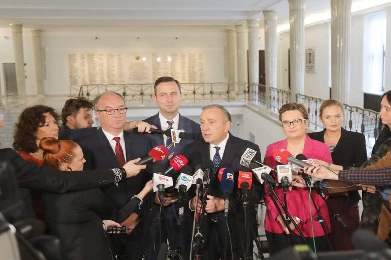 Liderzy sześciu ugrupowań zapowiedzieli współpracę przeciwko PiS.
