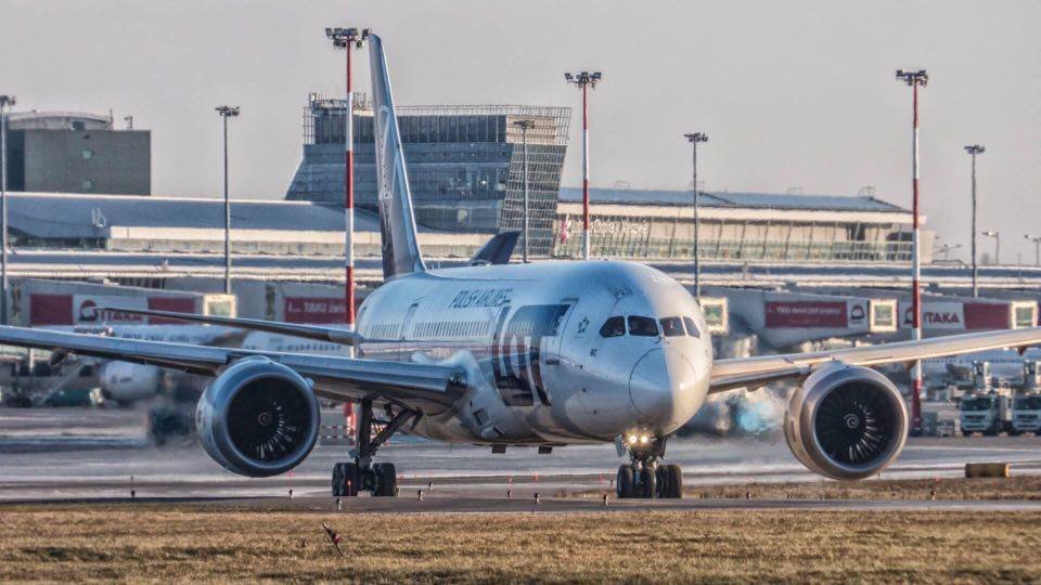 Samoloty Boeing 787 Dreamliner to już powszedni widok na Lotnisku Chopina - największym porcie lotniczym Europy Środkowo-Wschodniej.