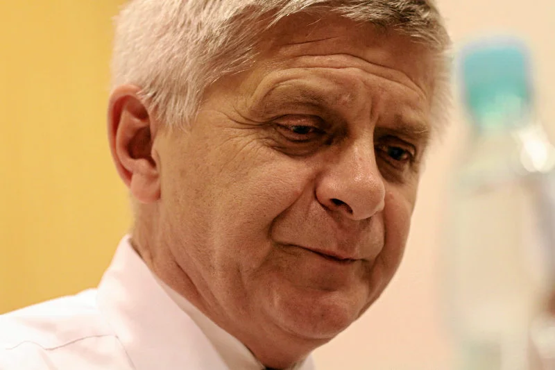 Szef NBP Marek Belka zasłynął jako jeden z bohaterów afery taśmowej. "Nie znaliśmy go z tej strony" – mówią o używanym prze niego języku koledzy po fachu