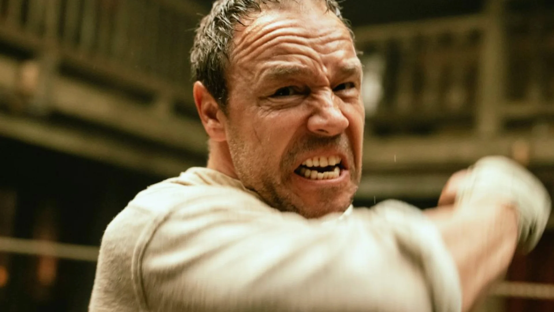 Stephen Graham w serialu "Tysiąc ciosów"