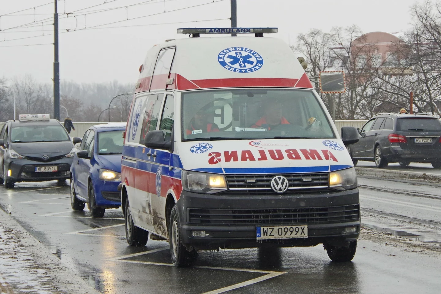 Wrocław. Nie żyje drugi z postrzelonych policjantów (zdjęcie ilustracyjne).