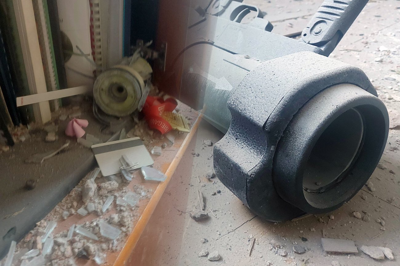 Tak wyglądał gabinet gen. Szymczyka po odpaleniu granatnika. Zdjęcia opublikował Krzysztof Brejza