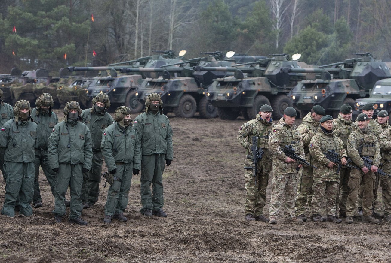 Sondaż. Polacy negatywnie oceniają gotowość wojska na wypadek konfliktu