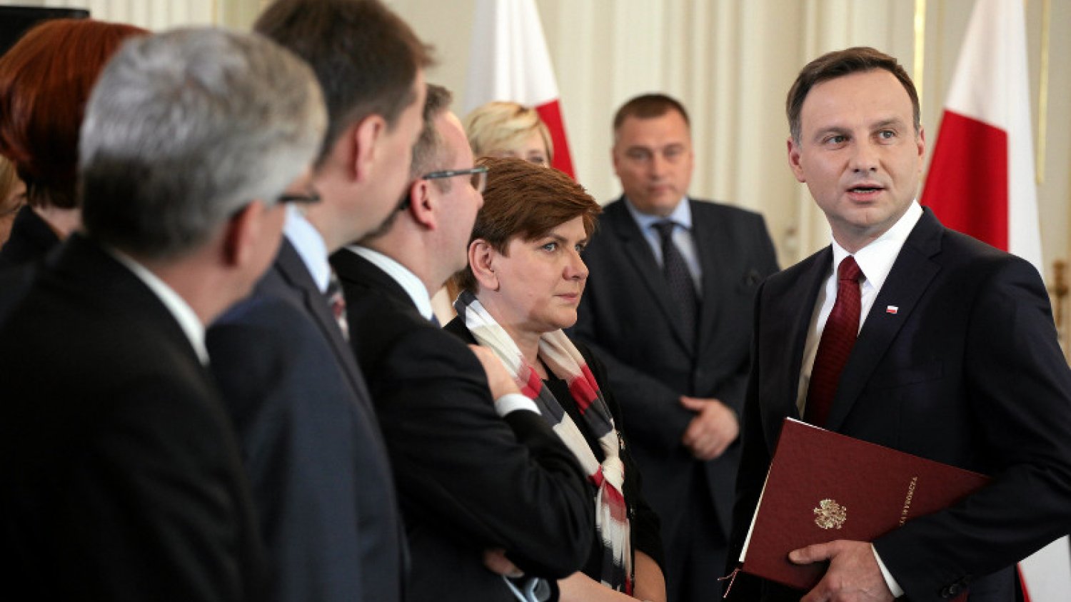Prawica musi uważać na "obiecanki". Wyborcy uważają PiS za najbardziej wiarygodny w spełnianiu obietnic