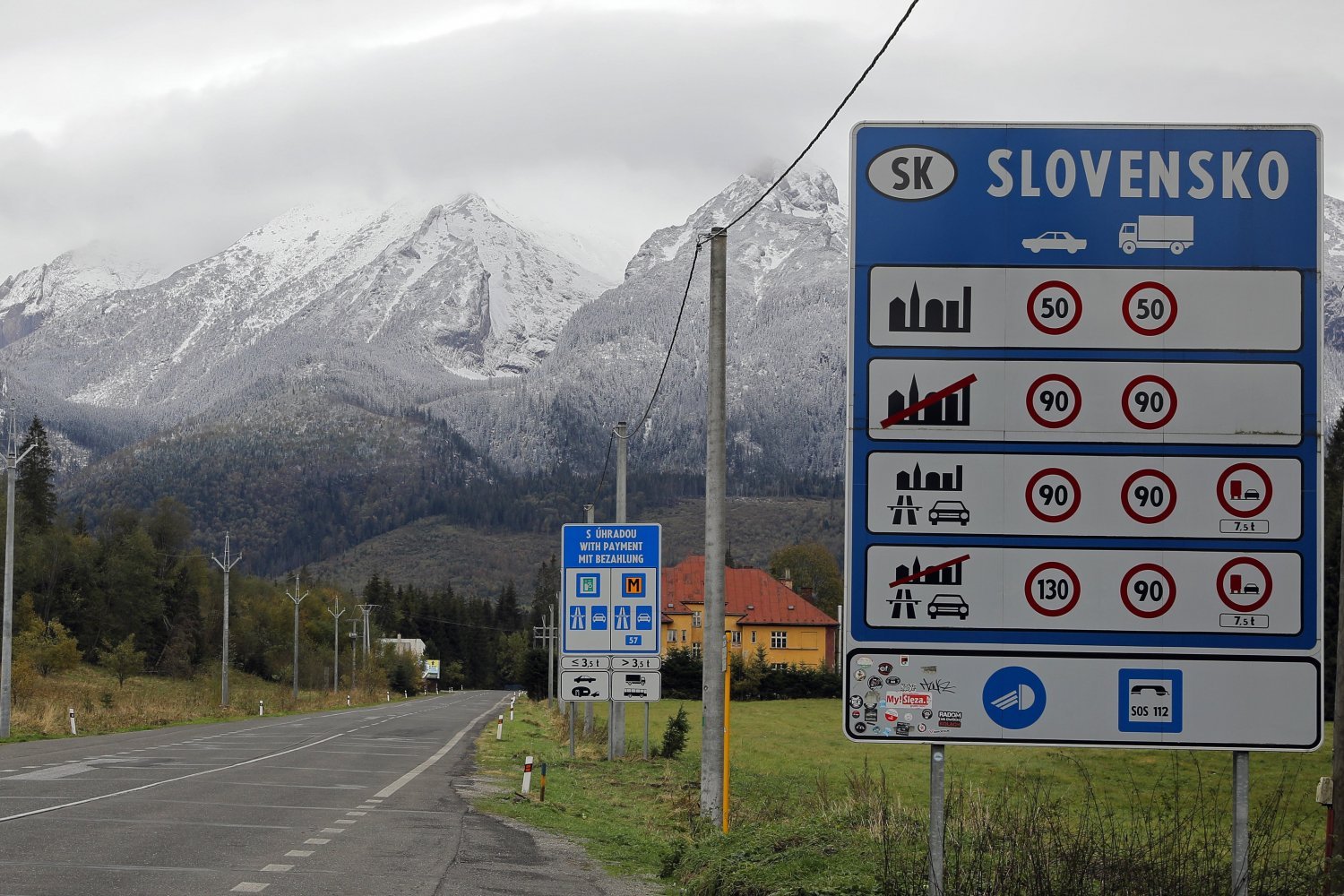 Polska przyjmie chorych na Covid-19 ze Słowacji. Sytuacja u naszych sąsiadów jest dramatyczna