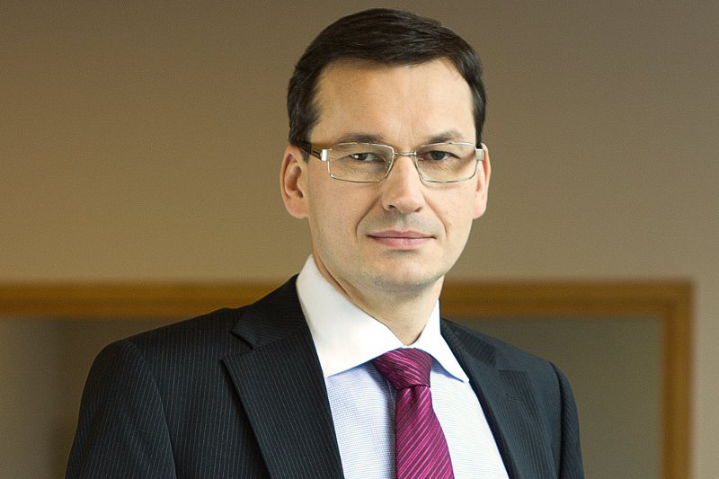 Rząd skierował do konsultacji społecznych projekt ustawy o zmianie ustawy o podatku akcyzowym. Ma on nałożyć akcyzę na elektroniczne papierosy i nowoczesne wyroby tytoniowe (NWT)