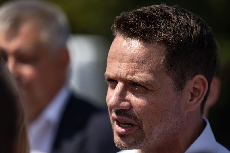 Prawicowe media hejtują spot Rafała Trzaskowskiego.