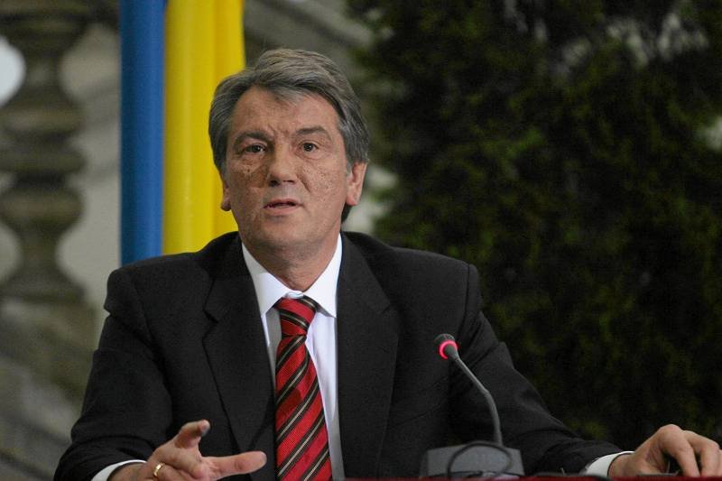 Były prezydent Ukrainy Wiktor Juszczenko został usunięty ze swojej partii Nasza Ukraina