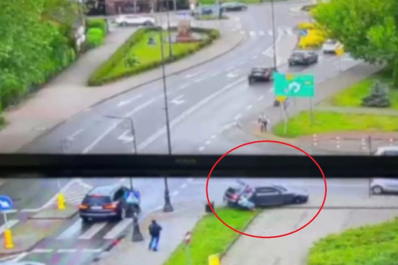 24-latek wjechał w pieszych na chodniku. Był pod wpływem alkoholu. Wypadek w Konstancinie-Jeziornie. Kierowca wjechał w pieszych na chodniku.